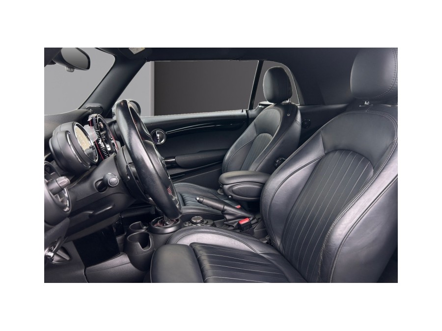 MINI d'occasion MINI JCW 231 CABRIO BA de 2018 La Ciotat (13)﻿