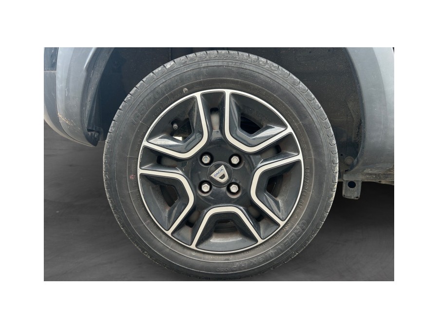 DACIA d'occasion SPRING 45 EXPRESSION de 2022 La Ciotat (13)﻿