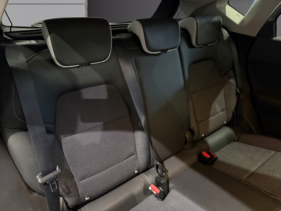 RENAULT d'occasion CAPTUR II 1.6 E TECH 145 INTENS AUTO de 2021