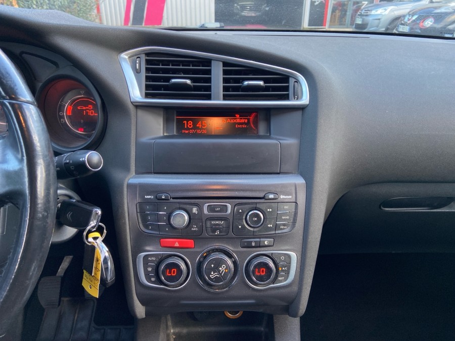 CITROEN d'occasion C4 1.6 HDI 92 SELECTION de 2012 Brest (29)﻿