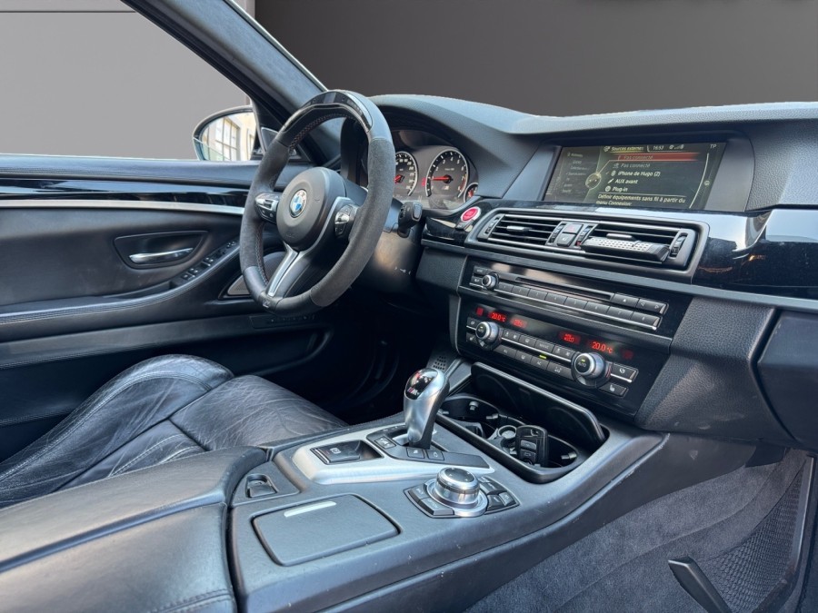 BMW d'occasion M5 4.4 I 560CH DKG AUTO de 2012 La Ciotat (13)﻿