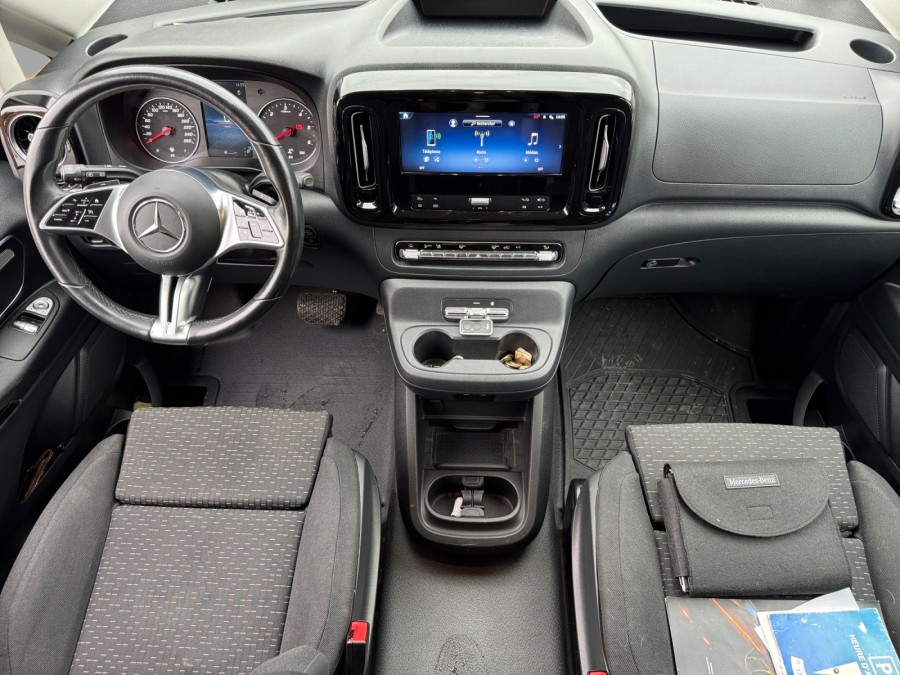 MERCEDES d'occasion VITO 114 CDI Compact Select 9G-Tronic de 2024
