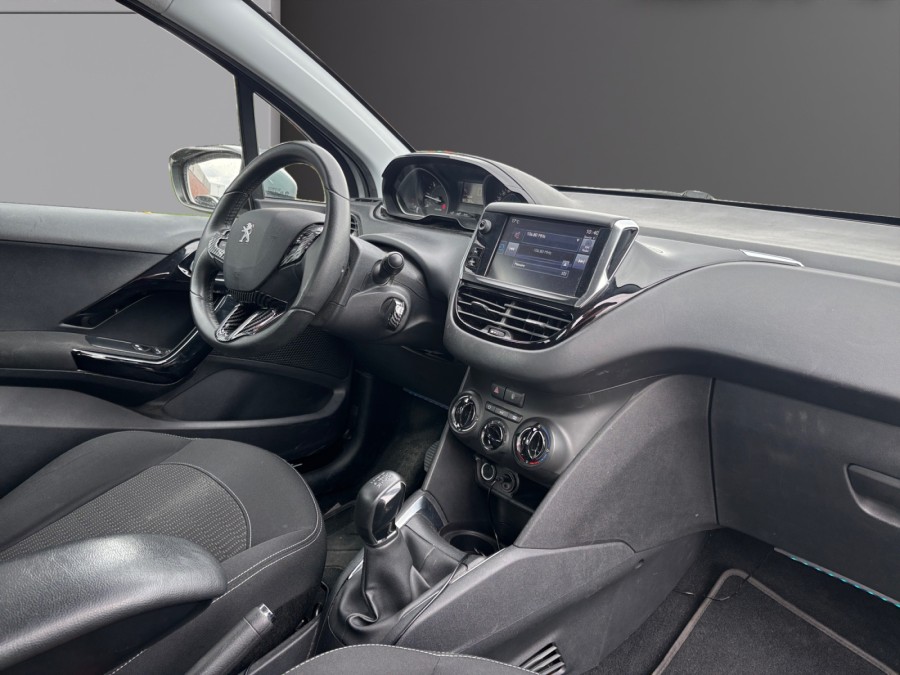 PEUGEOT d'occasion 208 1.6 BLUE HDI 100 BUSINESS R de 2017 Colmar