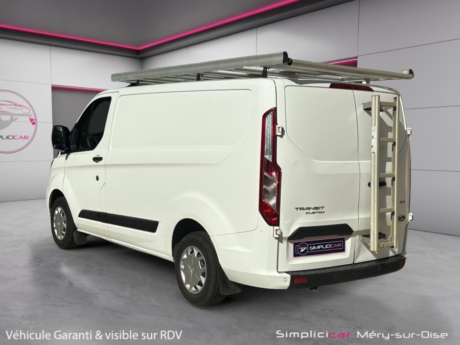 FORD d'occasion TRANSIT 280 L1H1 2.0 ECOBLUE 130 AMBIENTE de 2018