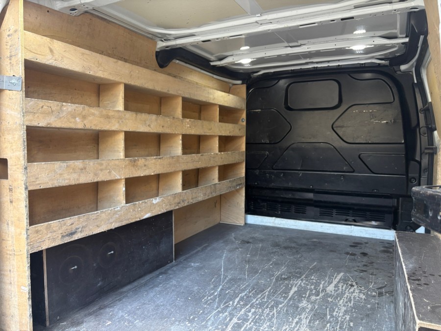 FORD d'occasion TRANSIT 280 L1H1 2.0 ECOBLUE 130 AMBIENTE de 2018
