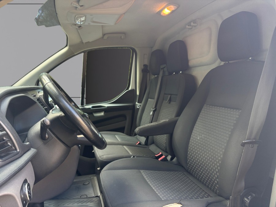 FORD d'occasion TRANSIT 280 L1H1 2.0 ECOBLUE 130 AMBIENTE de 2018