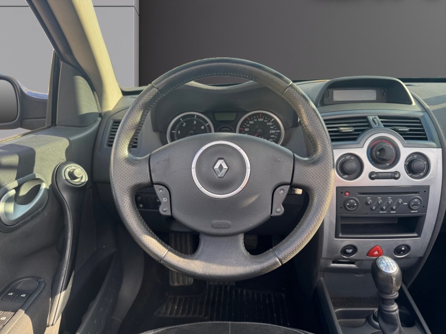 RENAULT d'occasion MEGANE II 1.5 DCI 105 EXTREME de 2009 Beaune (21)﻿