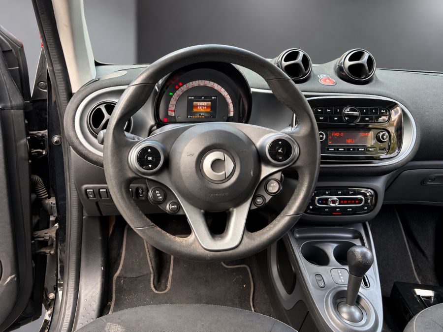 SMART d'occasion FORTWO COUPE 90ch passion twinamic de 2015 Paris 17