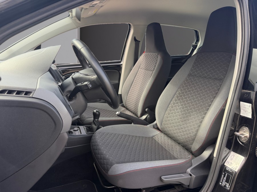 VOLKSWAGEN d'occasion UP 2.0 1.0  LOUNGE de 2019 Beaune (21)﻿