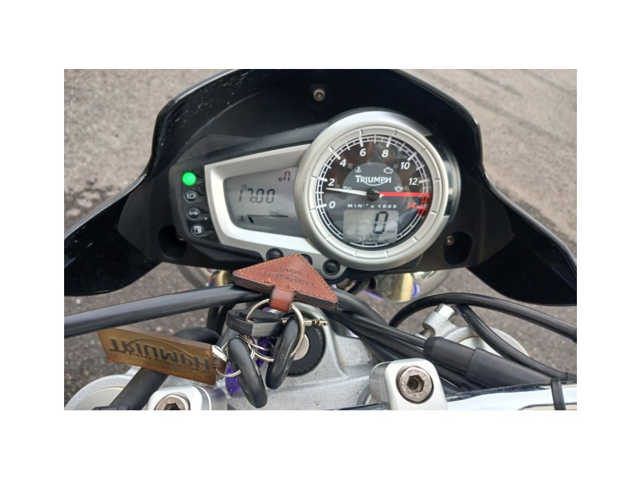 TRIUMPH d'occasion STREET TRIPLE D67LDS3ISR6R1R61 de 2009 La Ciotat