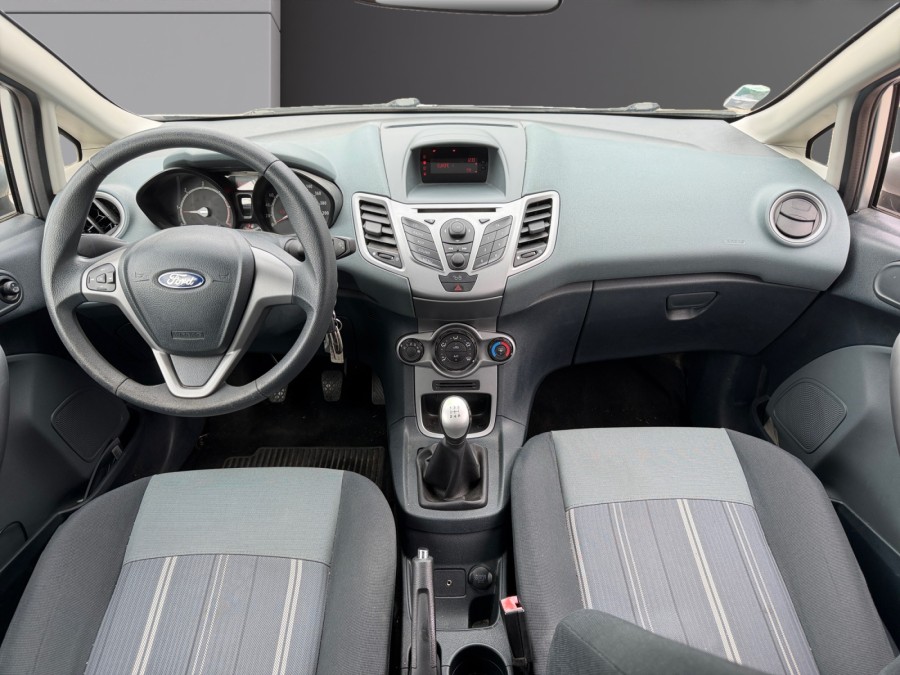 FORD d'occasion FIESTA 1.4 TDCI 68 AMBIENTE de 2009 Nîmes (30)﻿