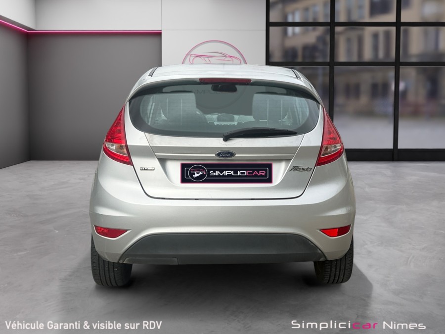 FORD d'occasion FIESTA 1.4 TDCI 68 AMBIENTE de 2009 Nîmes (30)﻿