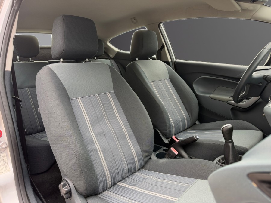 FORD d'occasion FIESTA 1.4 TDCI 68 AMBIENTE de 2009 Nîmes (30)﻿