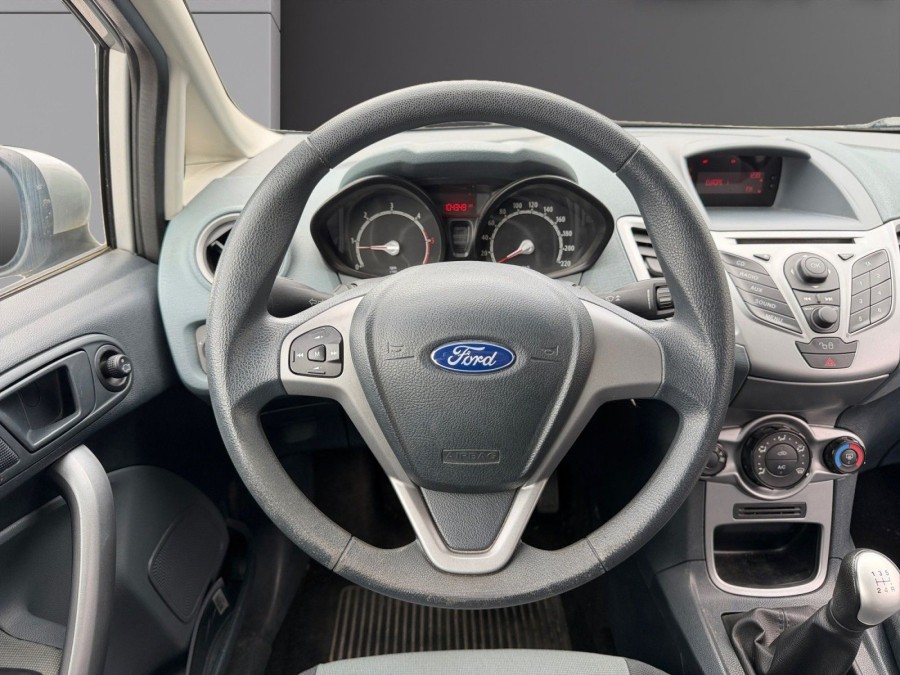 FORD d'occasion FIESTA 1.4 TDCI 68 AMBIENTE de 2009 Nîmes (30)﻿