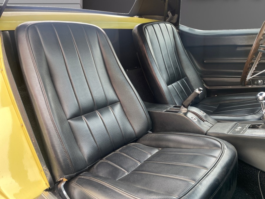 CHEVROLET d'occasion CORVETTE C3 Stingray 427 ci 5.4 V8 de 1968 Royan