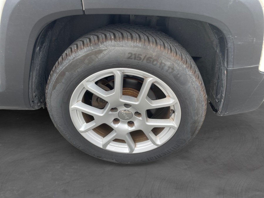 JEEP d'occasion RENEGADE 1.3 GSE T4 150ch Limited BVR6 de 2019 Royan