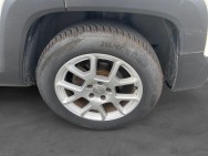 JEEP d'occasion RENEGADE 1.3 GSE T4 150ch Limited BVR6 de 2019 Royan