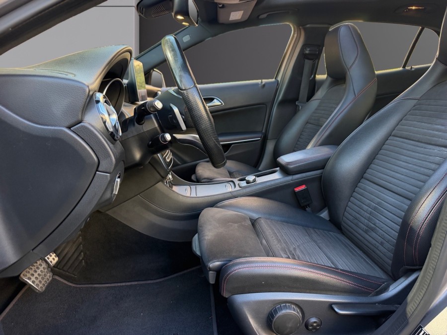 MERCEDES d'occasion GLA 180 FASCINATION AUTO de 2018 Cannes (06)﻿