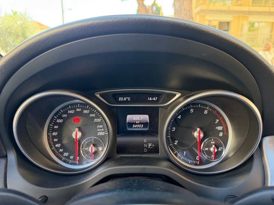 MERCEDES d'occasion GLA 180 FASCINATION AUTO de 2018 Cannes (06)﻿