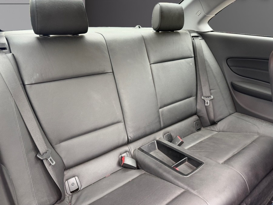 BMW d'occasion SERIE 1 135i 306ch Sport Design de 2010 Vernon (27)﻿