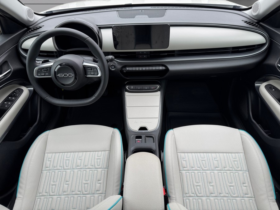 FIAT d'occasion 600 1.2 Hybrid 100ch La Prima DCT6 de 2025 Orleans