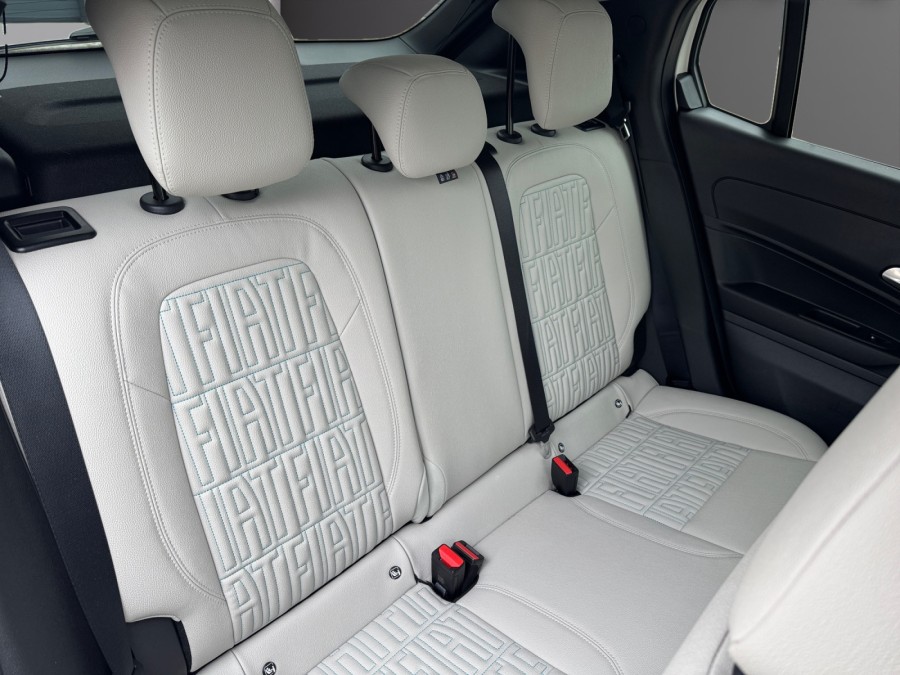FIAT d'occasion 600 1.2 Hybrid 100ch La Prima DCT6 de 2025 Orleans
