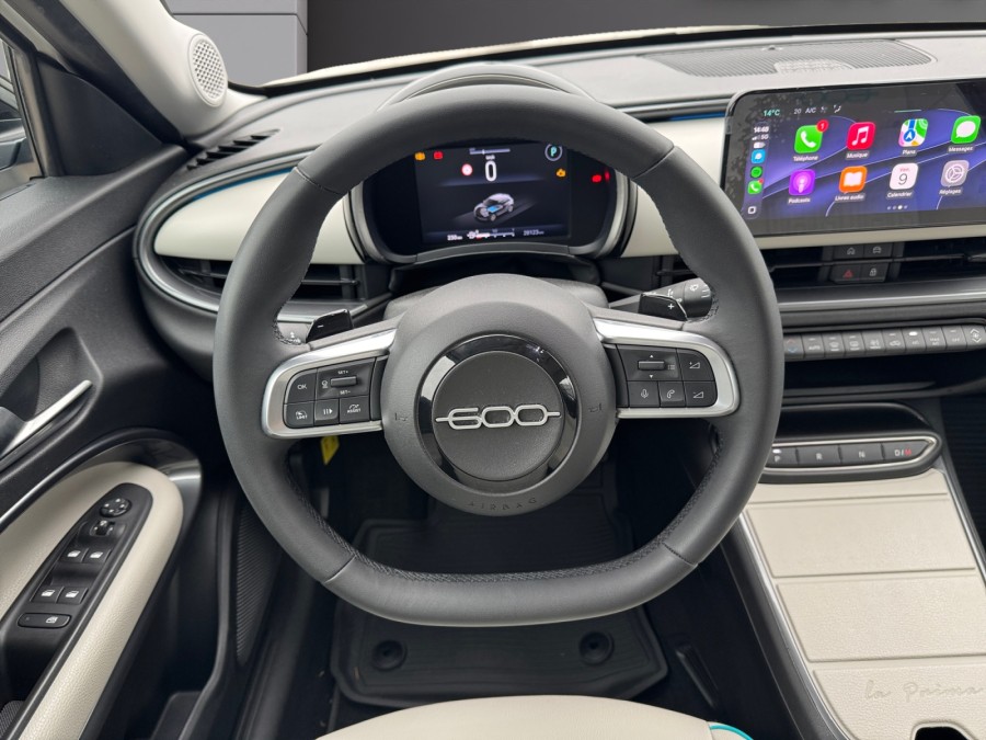 FIAT d'occasion 600 1.2 Hybrid 100ch La Prima DCT6 de 2025 Orleans