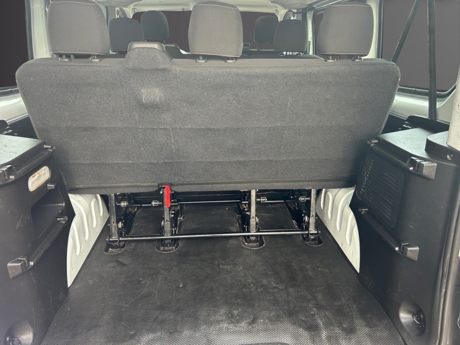 RENAULT d'occasion TRAFIC L1 1.6 dCi 125ch energy Life 9 places de