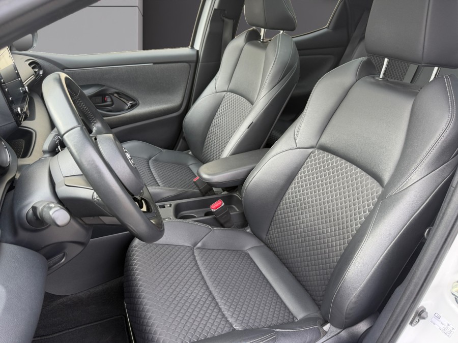 TOYOTA d'occasion YARIS 116CH COLLECTION de 2020 Royan (17)﻿