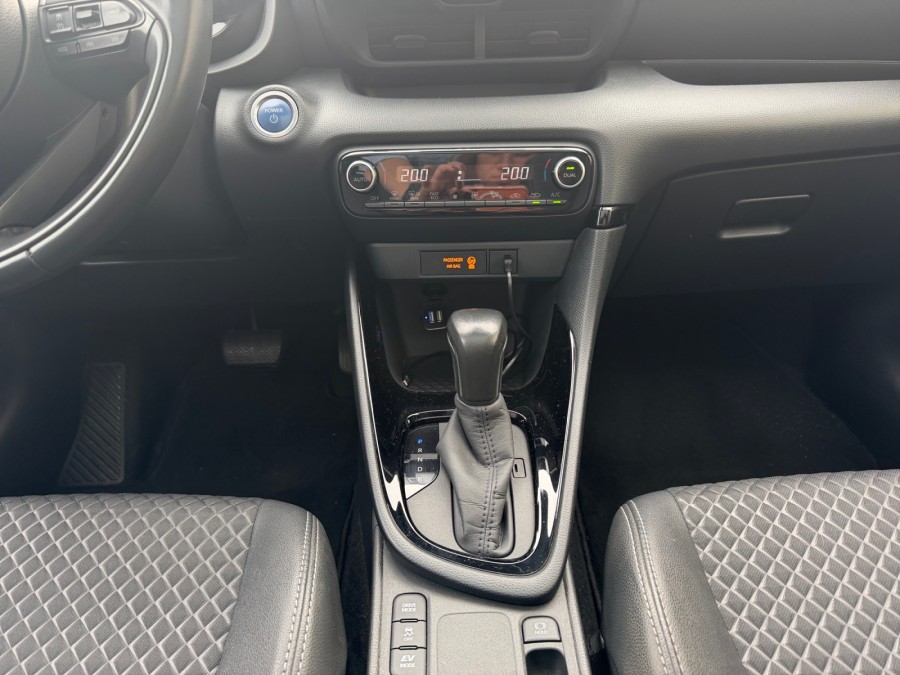 TOYOTA d'occasion YARIS 116CH COLLECTION de 2020 Royan (17)﻿