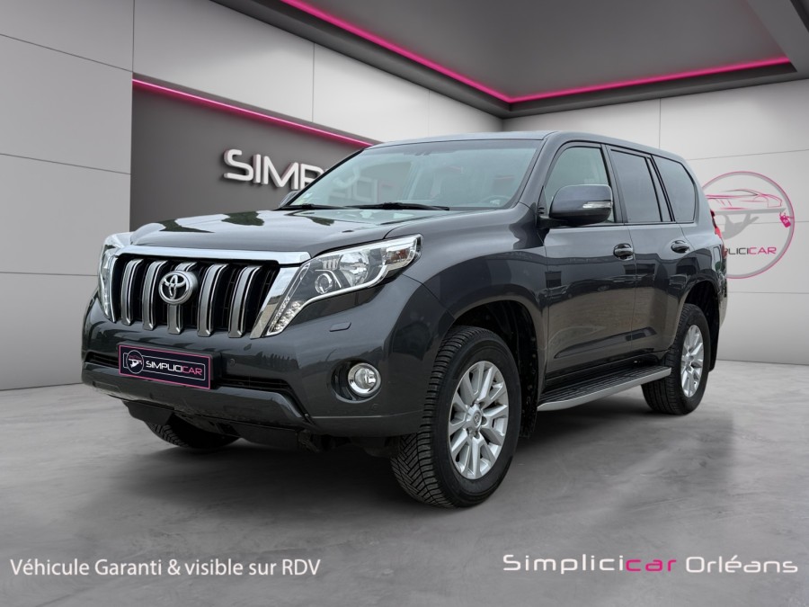 TOYOTA d'occasion Land cruiser 177 D-4D FAP Lounge BVA 7p de 2016