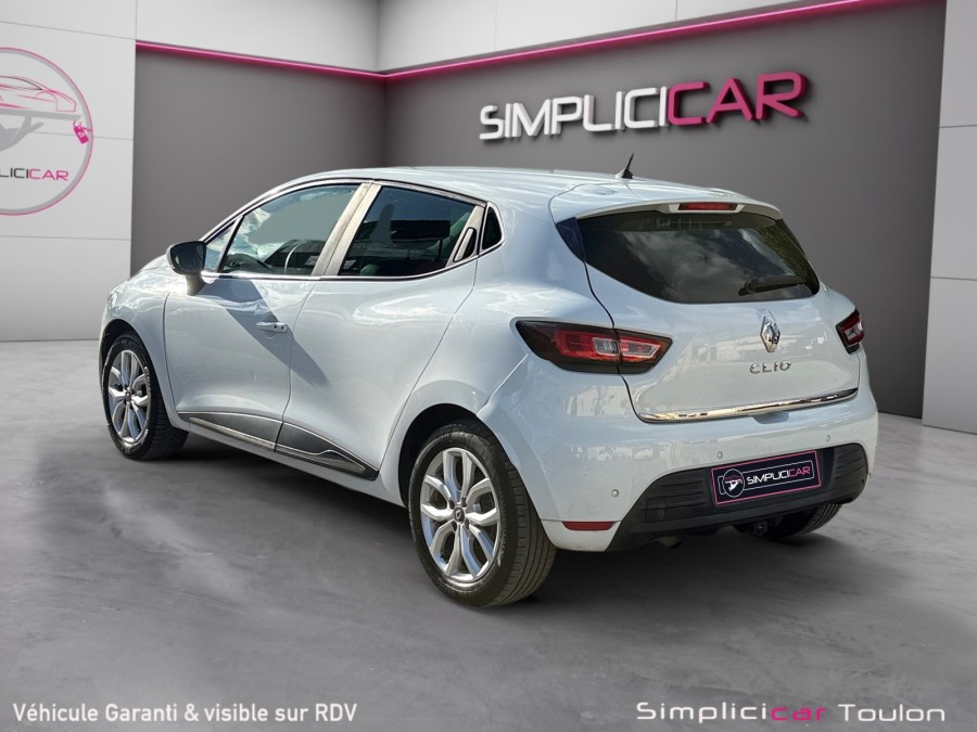 RENAULT d'occasion CLIO 1.2 TCe 120ch energy Intens 5p de 2018 Toulon