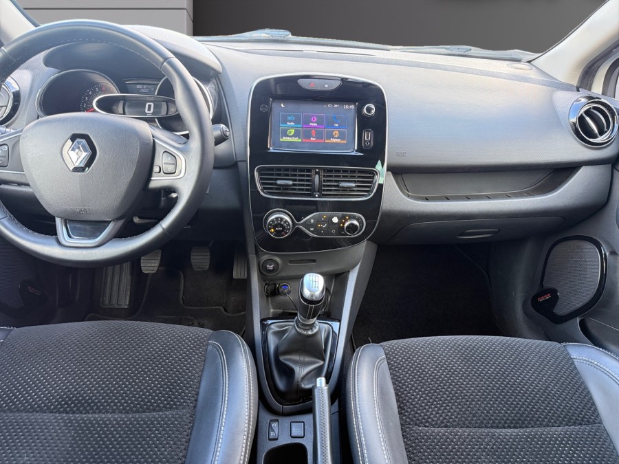 RENAULT d'occasion CLIO 1.2 TCe 120ch energy Intens 5p de 2018 Toulon