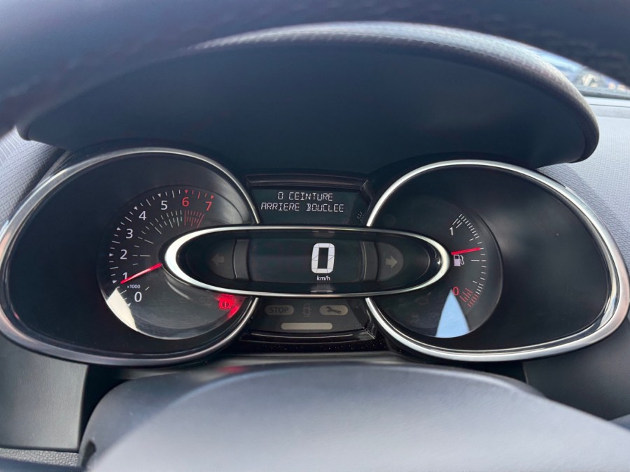 RENAULT d'occasion CLIO 1.2 TCe 120ch energy Intens 5p de 2018 Toulon