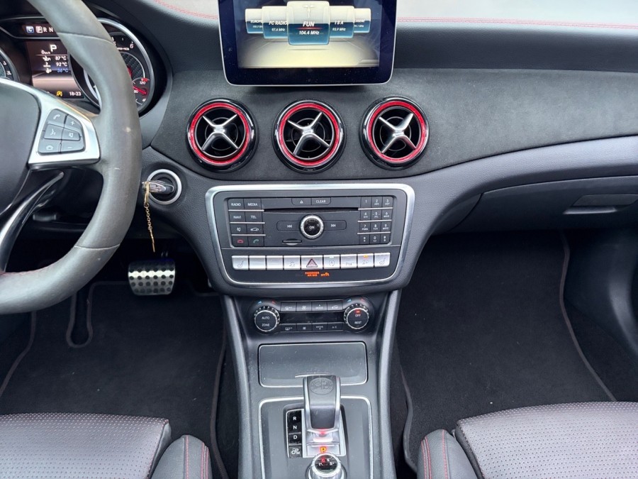 MERCEDES d'occasion CLA 45 4MATIC AMG AUTO de 2016 Nord Isère (38)﻿