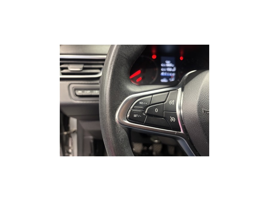 RENAULT d'occasion CLIO 1.5 Blue dCi 85ch Business de 2020 Villebon