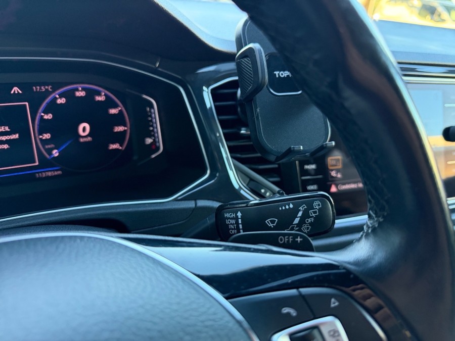 VOLKSWAGEN d'occasion T-ROC 1.5 TSI EVO 150 R LINE DSG AUTO de 2018