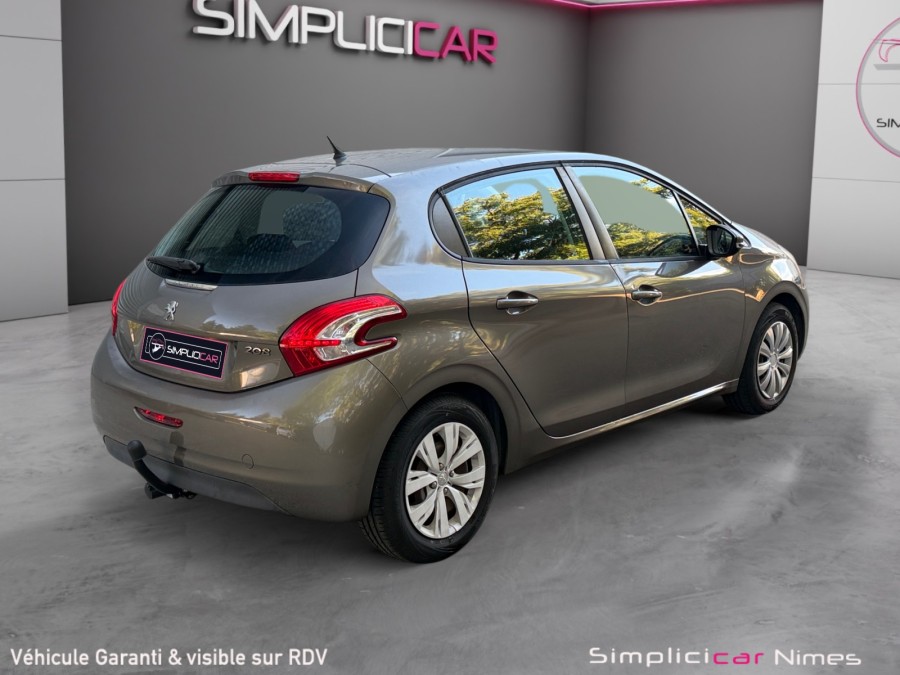 PEUGEOT d'occasion 208 1.4 HDI 68 Active de 2013 Nîmes (30)﻿