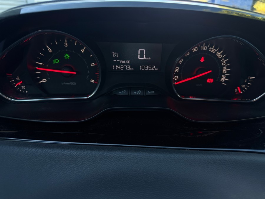 PEUGEOT d'occasion 208 1.4 HDI 68 Active de 2013 Nîmes (30)﻿