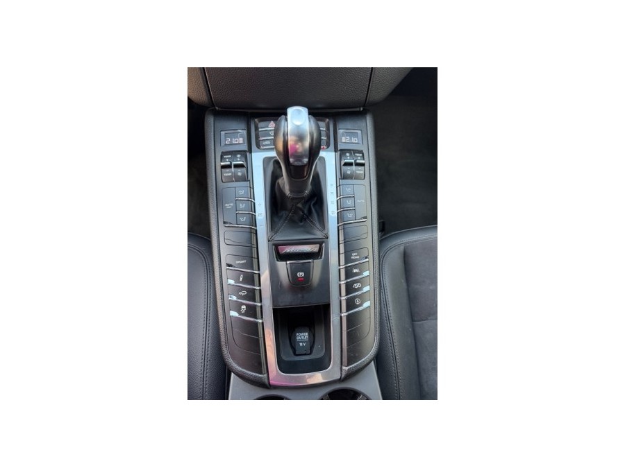 PORSCHE d'occasion MACAN 3.0D 258 S de 2017 Tours (37)﻿