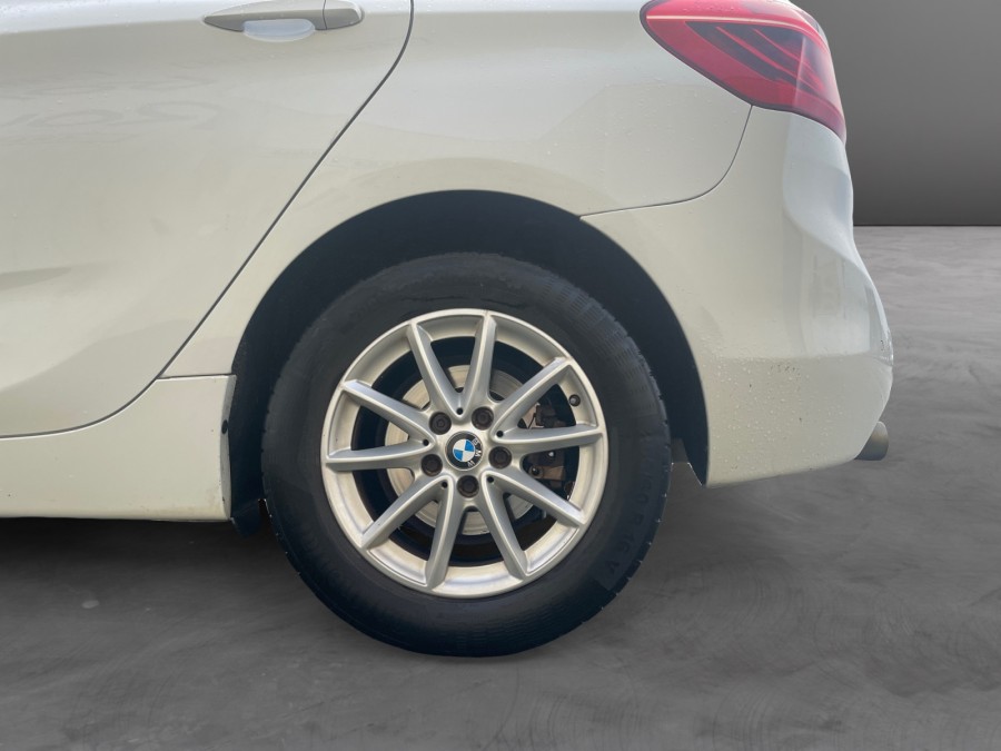 BMW d'occasion SERIE 2 216d 116ch Lounge de 2015 Royan (17)﻿