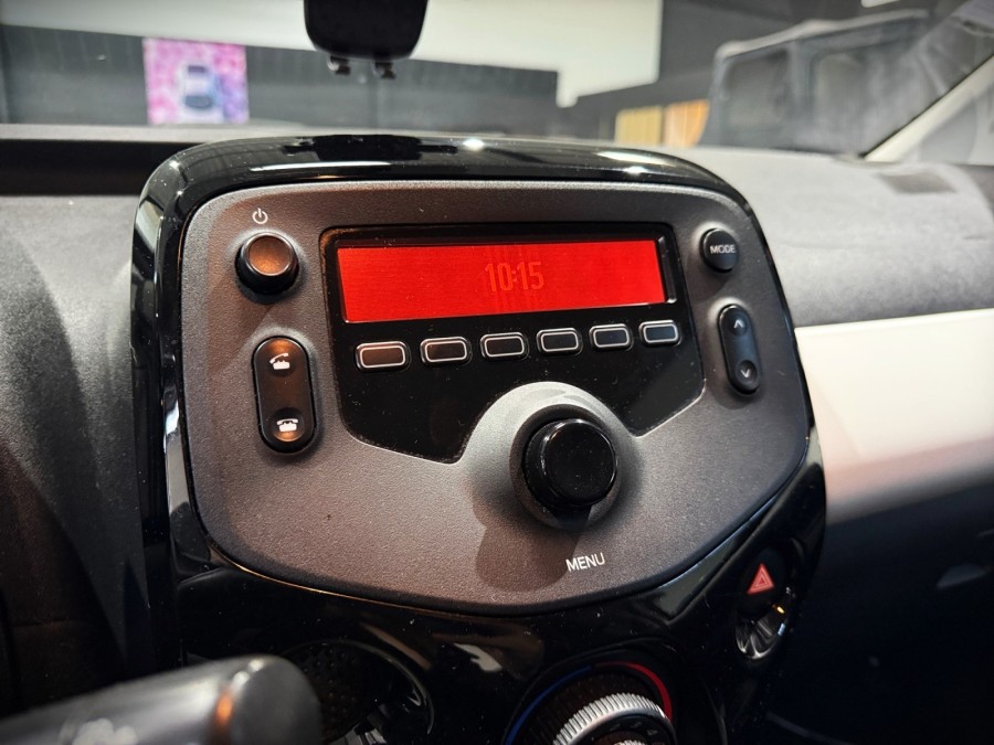 PEUGEOT d'occasion 108 1.0 VTI 68 STYLE de 2018 Magny-en-Vexin (95)﻿