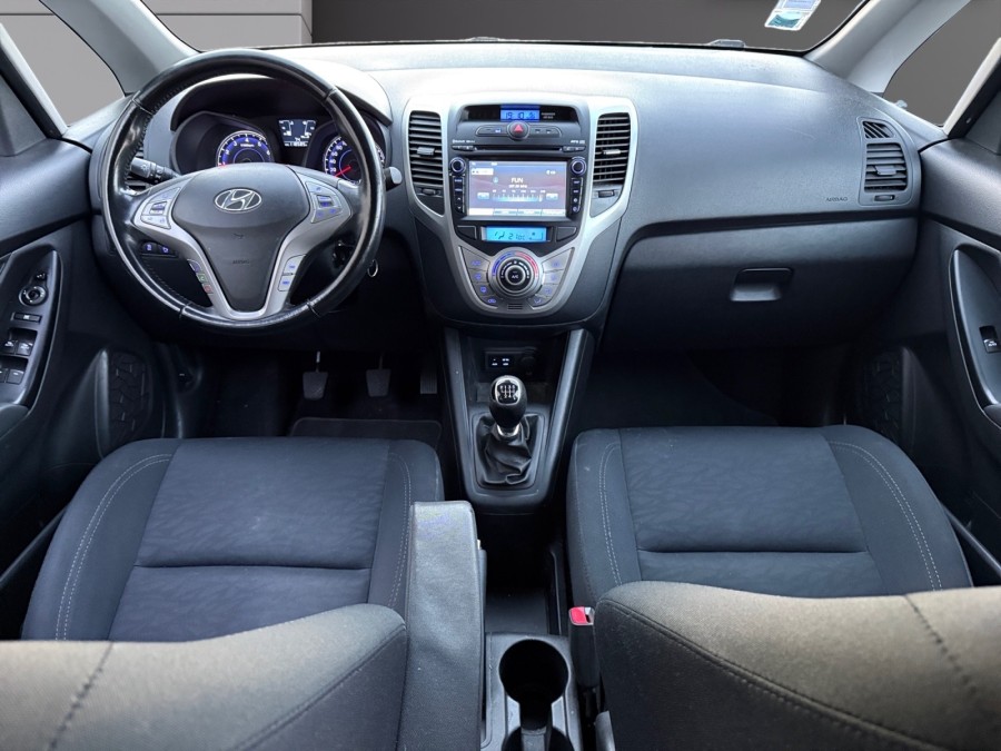 HYUNDAI d'occasion IX20 1.6 MPI 125 UEFA EURO 2 BLUE DRIVE de 2016