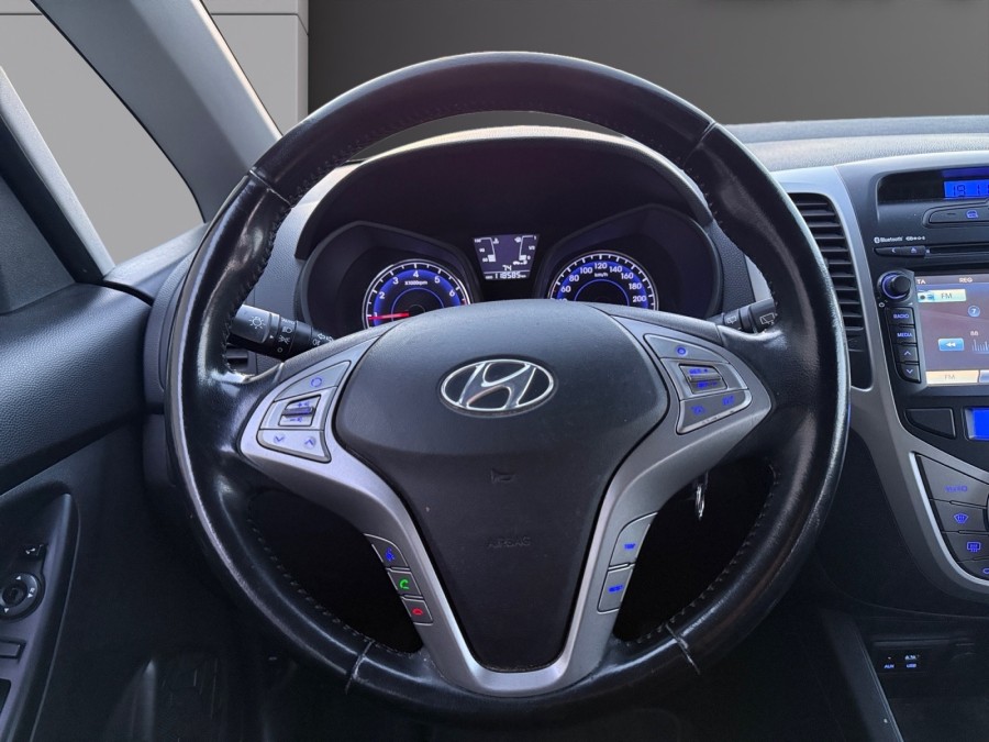HYUNDAI d'occasion IX20 1.6 MPI 125 UEFA EURO 2 BLUE DRIVE de 2016