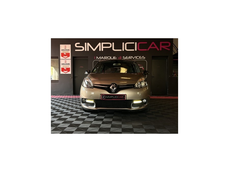 RENAULT d'occasion SCENIC 1.6 DCI 130 BOSE EDITION de 2014 Aix Les