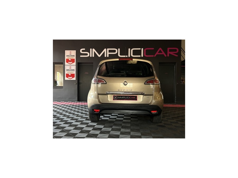RENAULT d'occasion SCENIC 1.6 DCI 130 BOSE EDITION de 2014 Aix Les