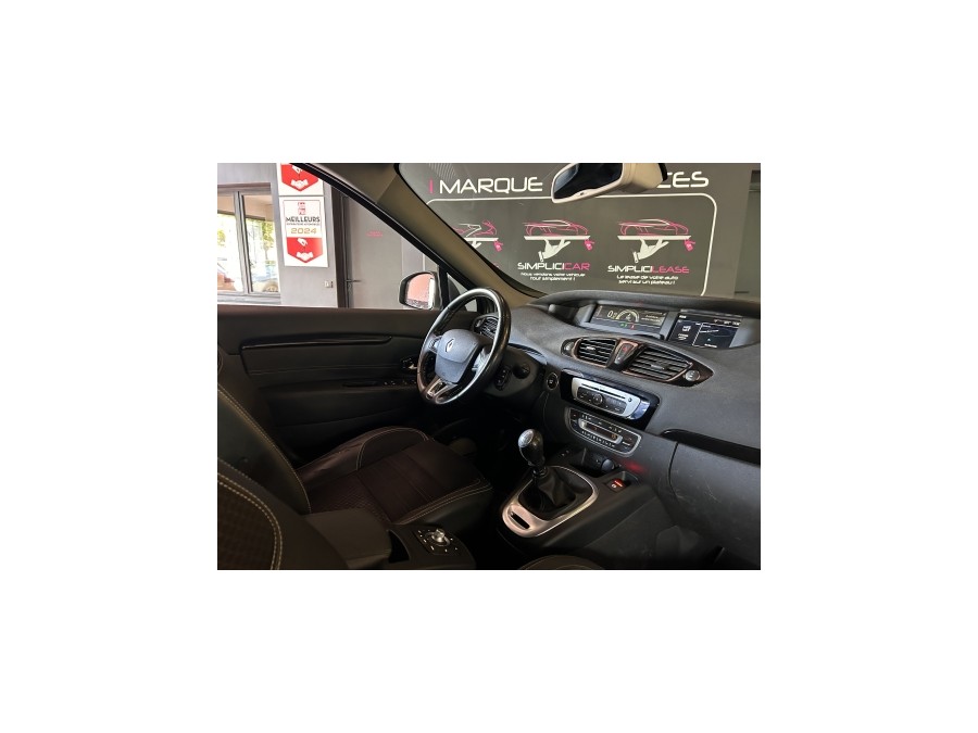 RENAULT d'occasion SCENIC 1.6 DCI 130 BOSE EDITION de 2014 Aix Les