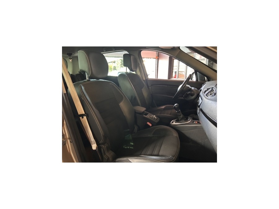 RENAULT d'occasion SCENIC 1.6 DCI 130 BOSE EDITION de 2014 Aix Les