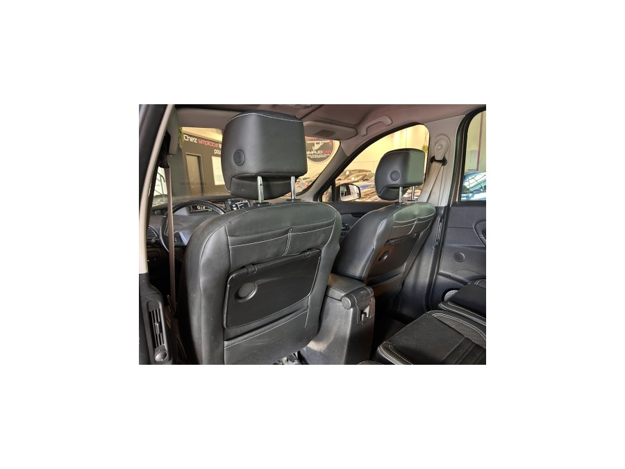 RENAULT d'occasion SCENIC 1.6 DCI 130 BOSE EDITION de 2014 Aix Les