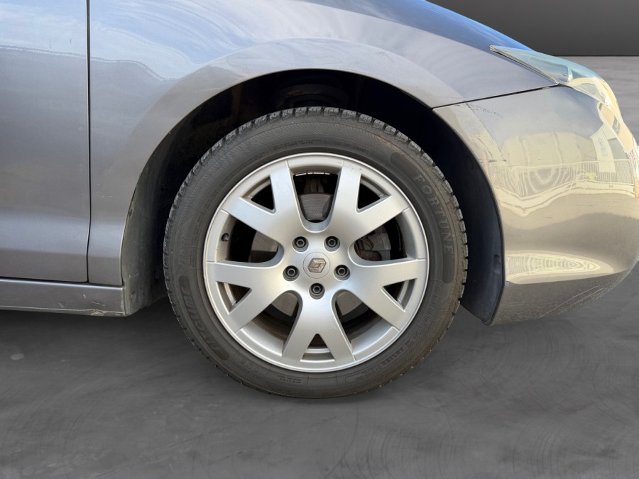 RENAULT d'occasion LAGUNA 2.0 dCi 150ch Dynamique de 2010 Toulon Est